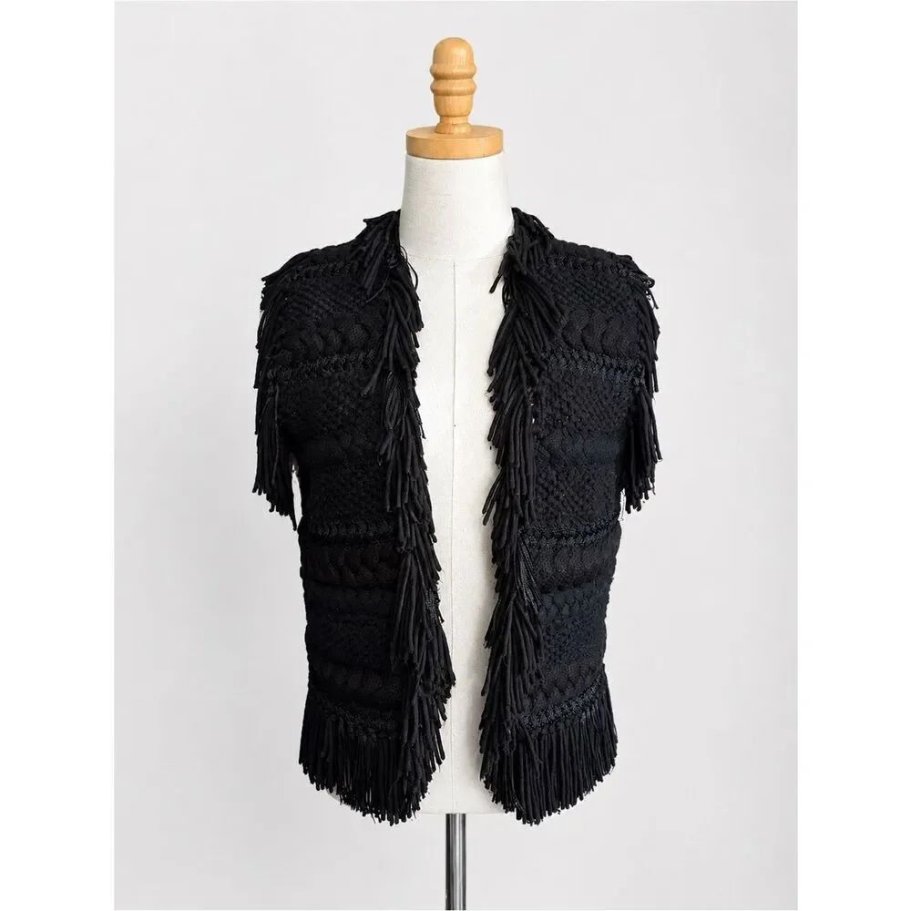 TSE Hand Knit Cashmere blend Chunky Fringe Vest Small